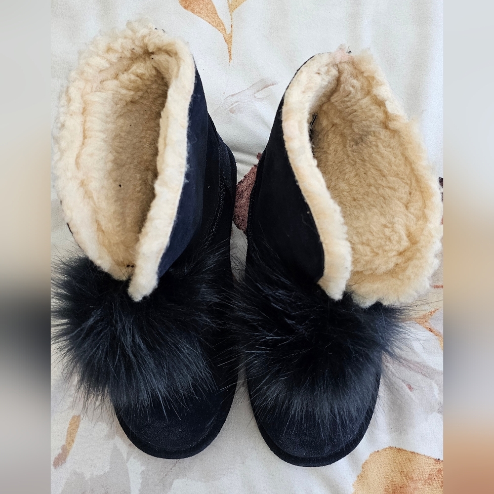 BearPaw Women's Ankle Boots - Picture 2 of 6
